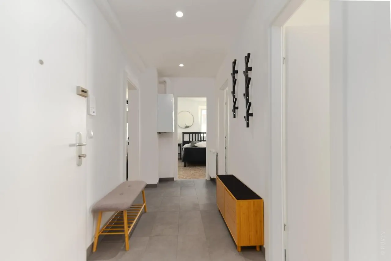 King Bed Home, 3 Bed Rooms, Perfect For Long Term Stay Vienna 0*,